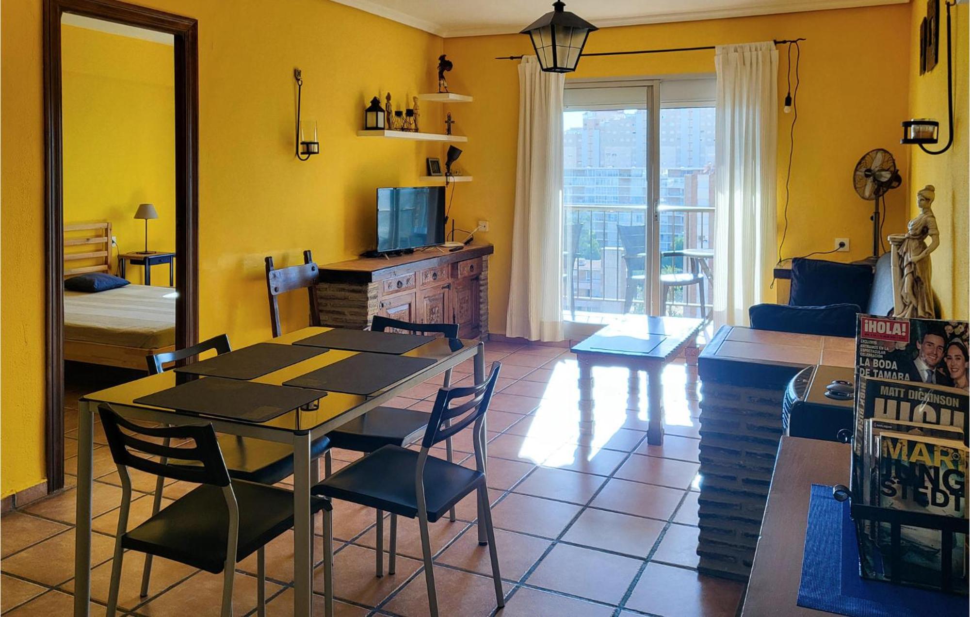 2 Bedroom Cozy Apartment In El Campello Εξωτερικό φωτογραφία